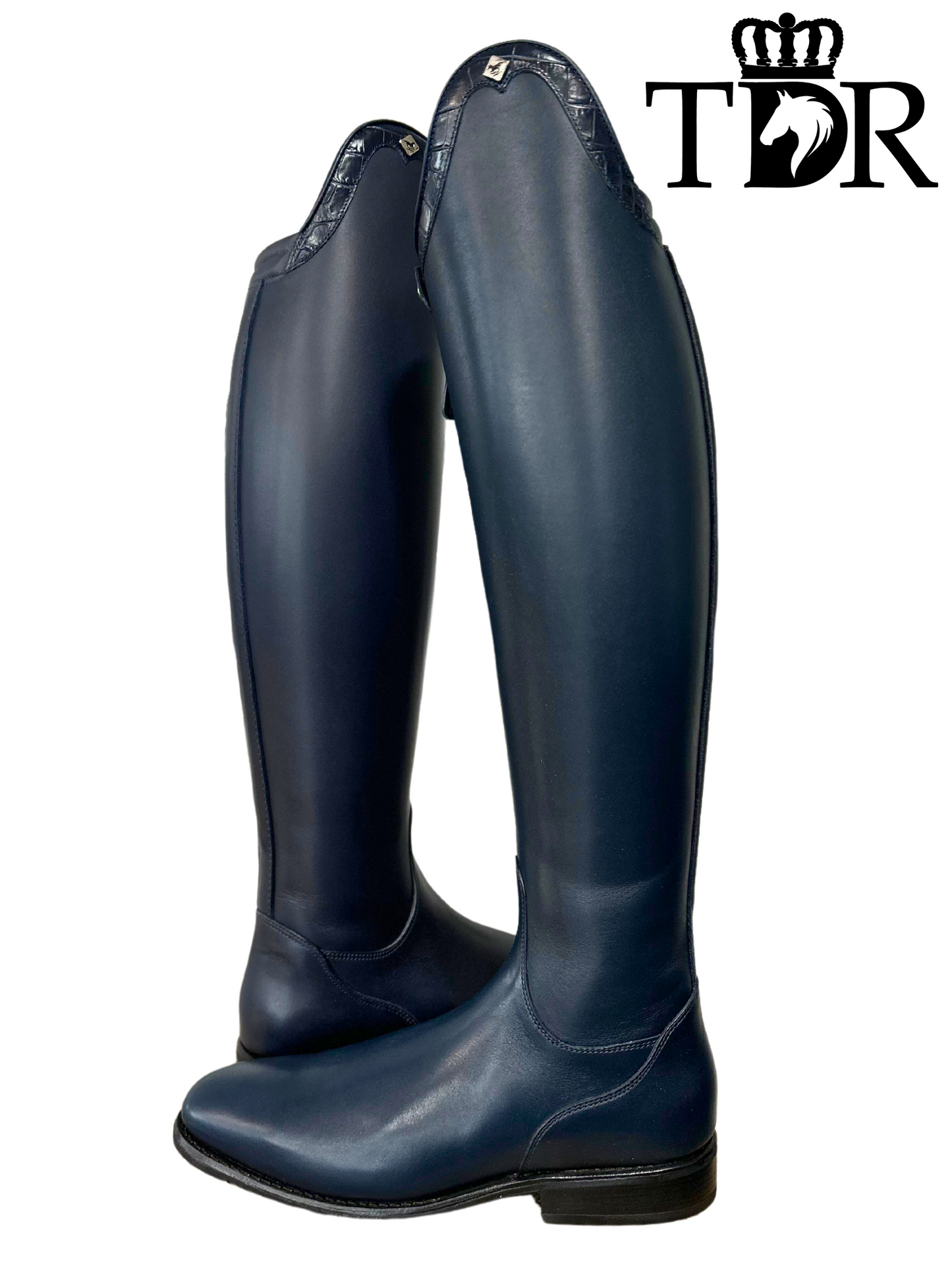 TDR's Elizabeth E (DeNiro Bellini)