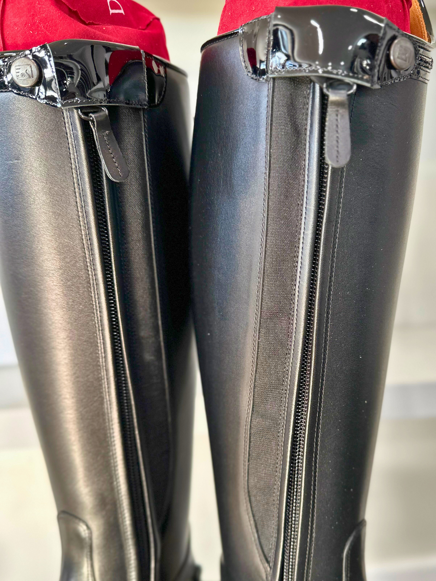 TDR's Megan L (DeNiro Raffaello)