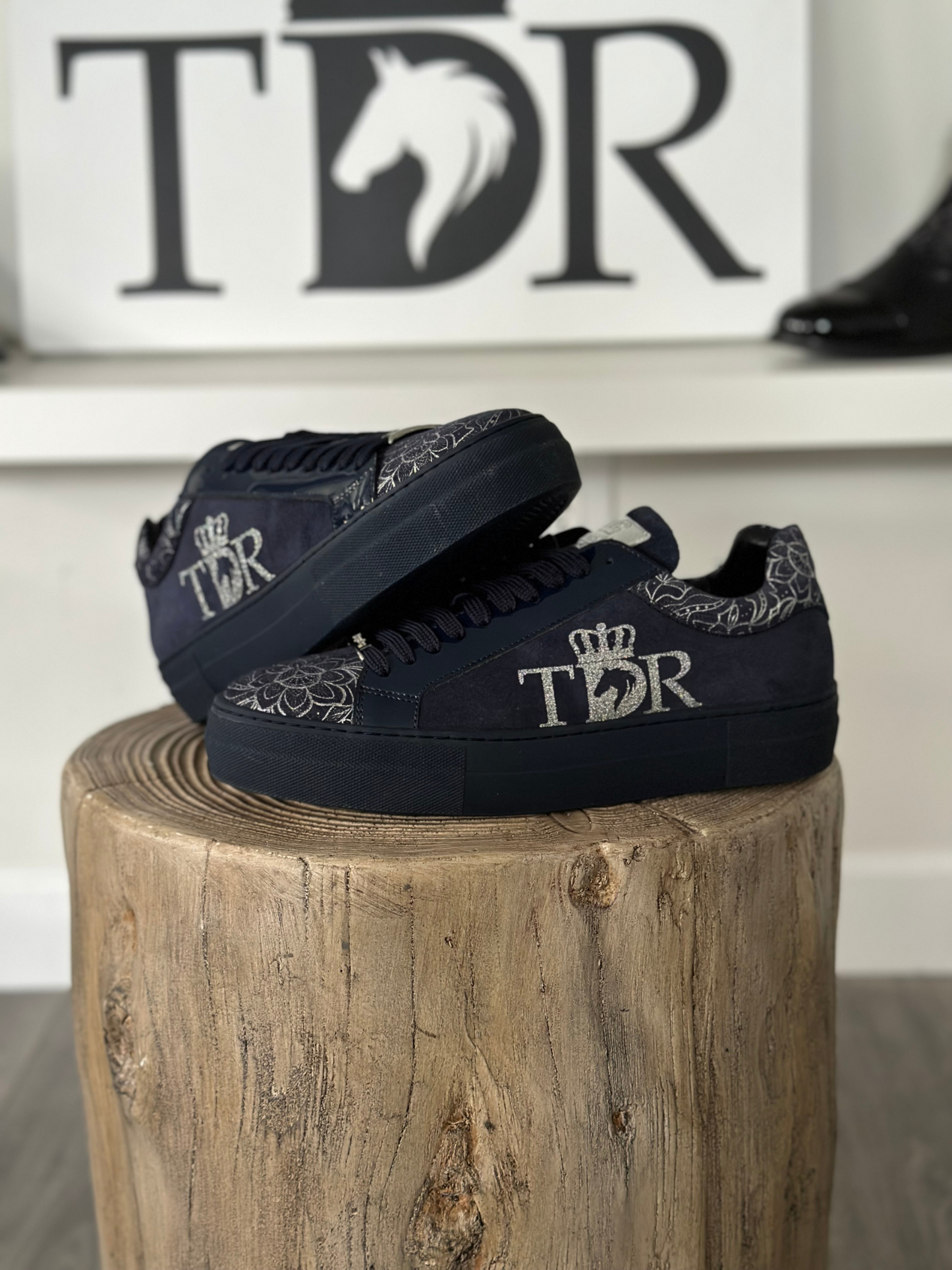 TDR Blue Flower Edition (Kingsley Moroni)