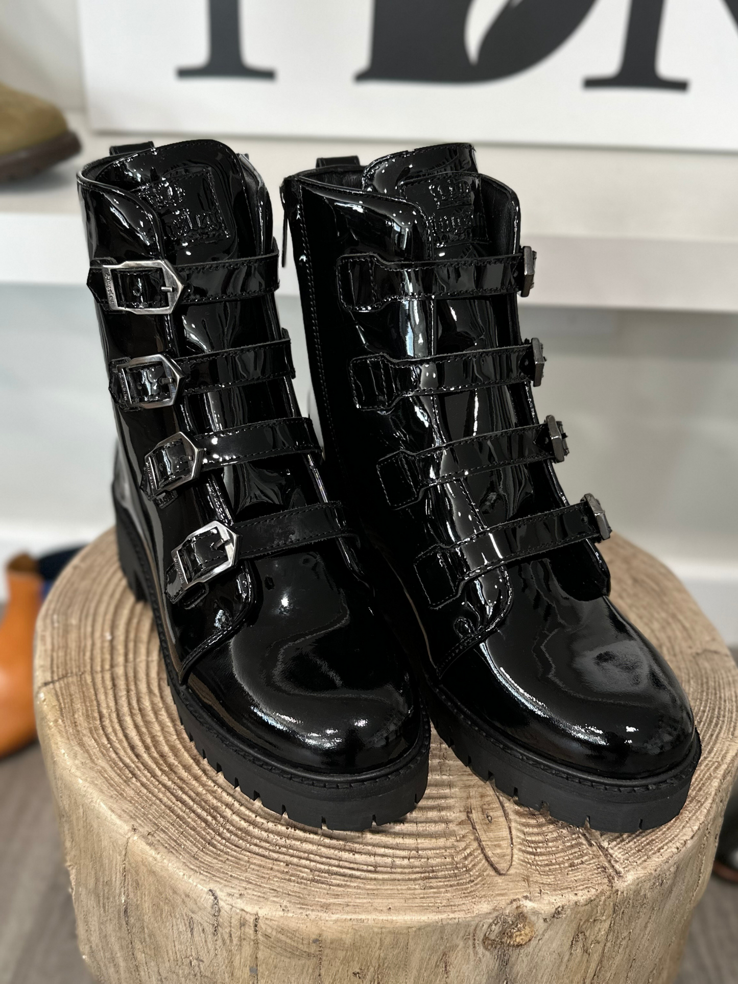 TDR's Kristen P (Kingsley Nova Biker Boot)