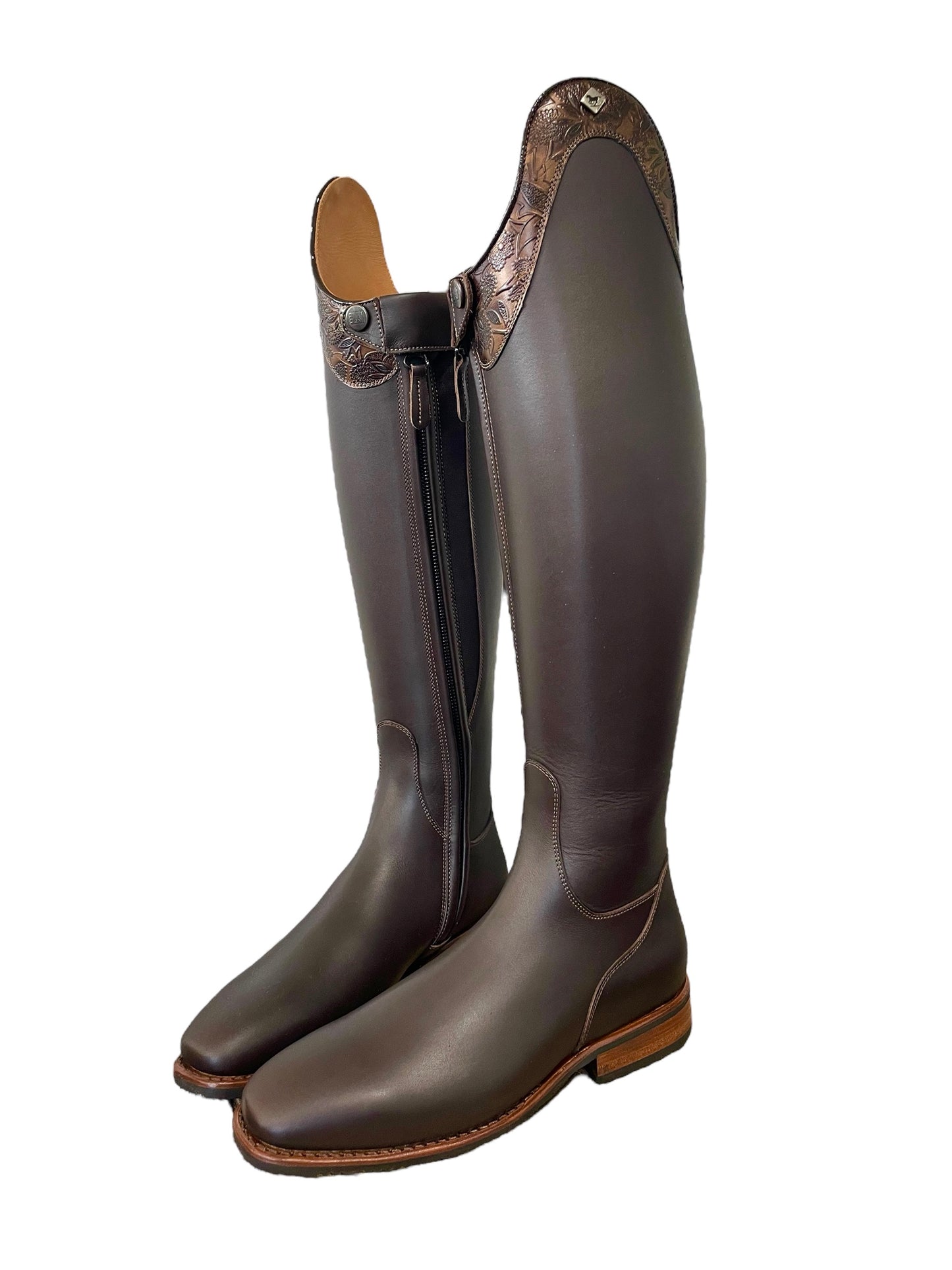 TDR's Gail K (DeNiro Bellini)