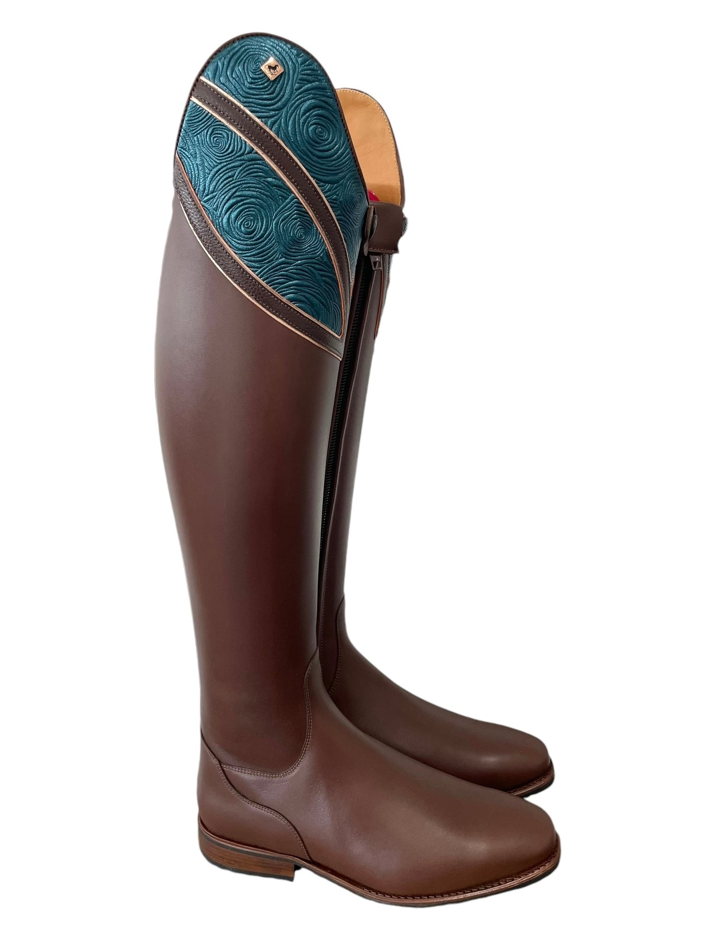 TDR's Jen T (DeNiro Bellini)