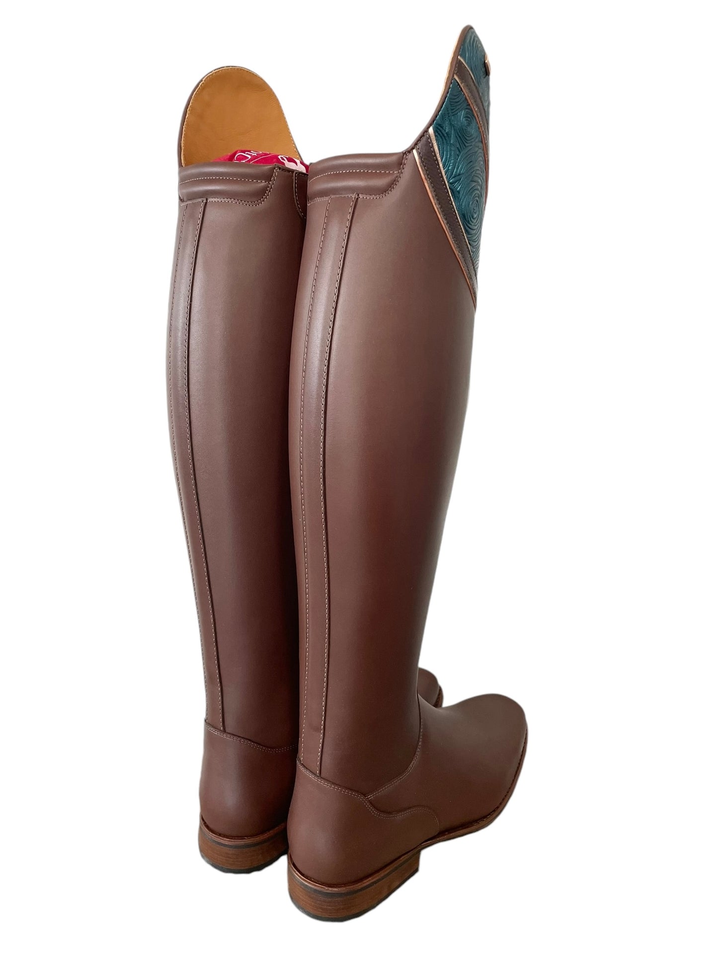 TDR's Jen T (DeNiro Bellini)