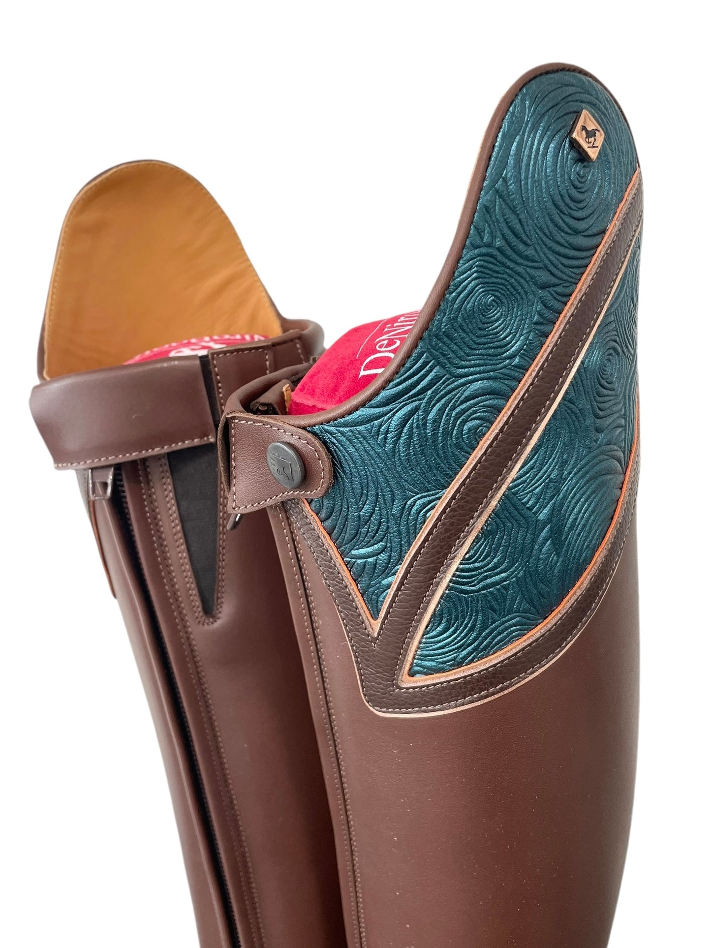 TDR's Jen T (DeNiro Bellini)