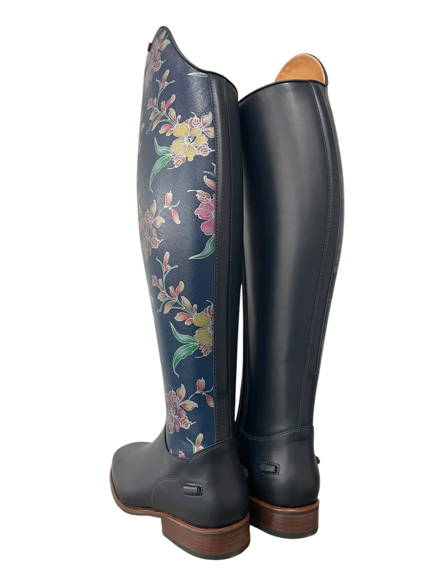 TDR's Kerry J (DeNiro Bellini)