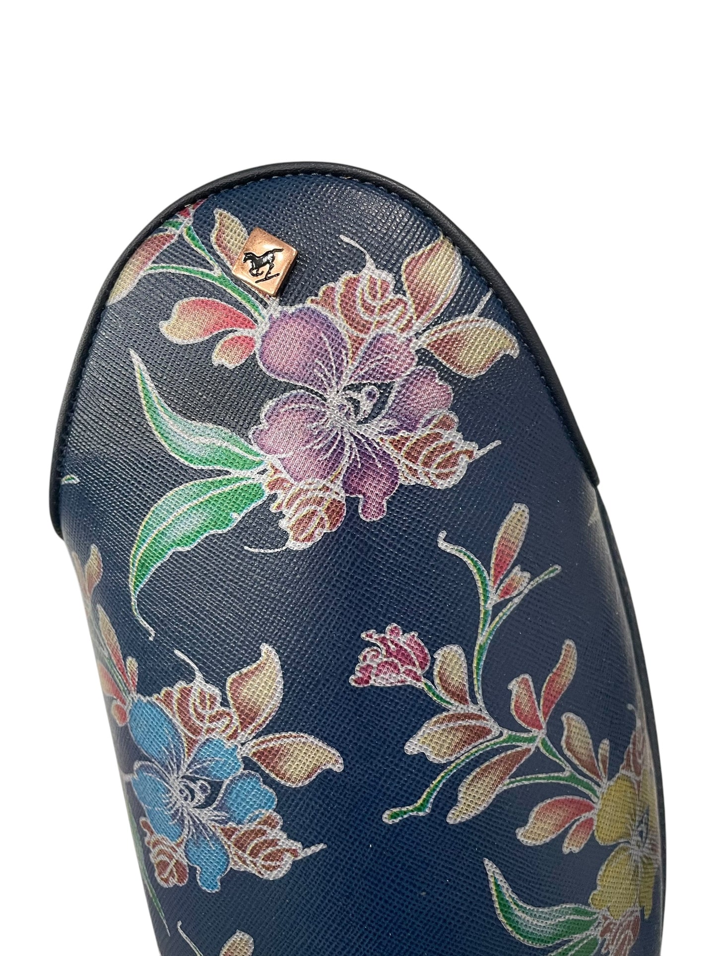 TDR's Kerry J (DeNiro Bellini)