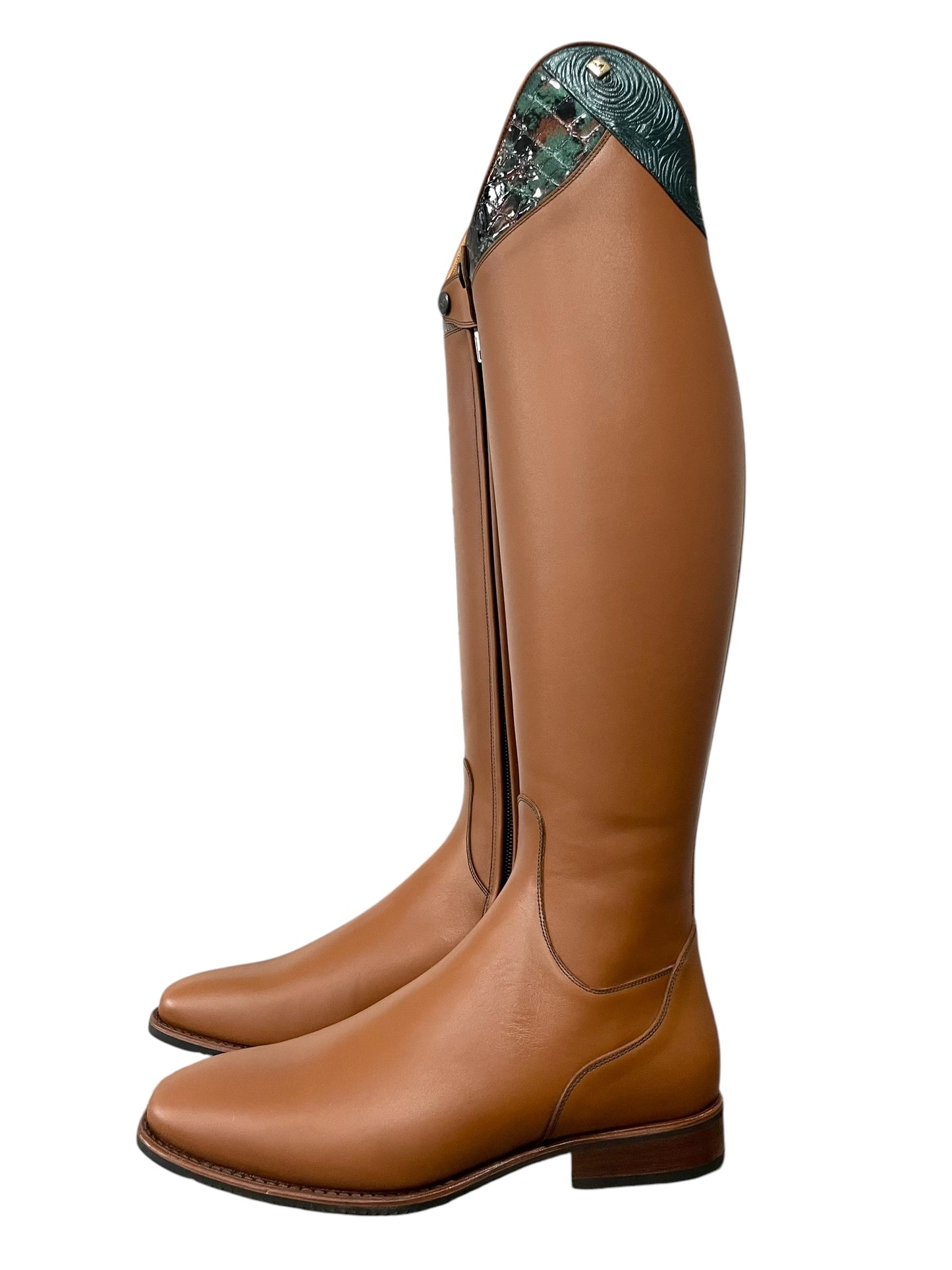 TDR's Laura S 2.0 (DeNiro Bellini)