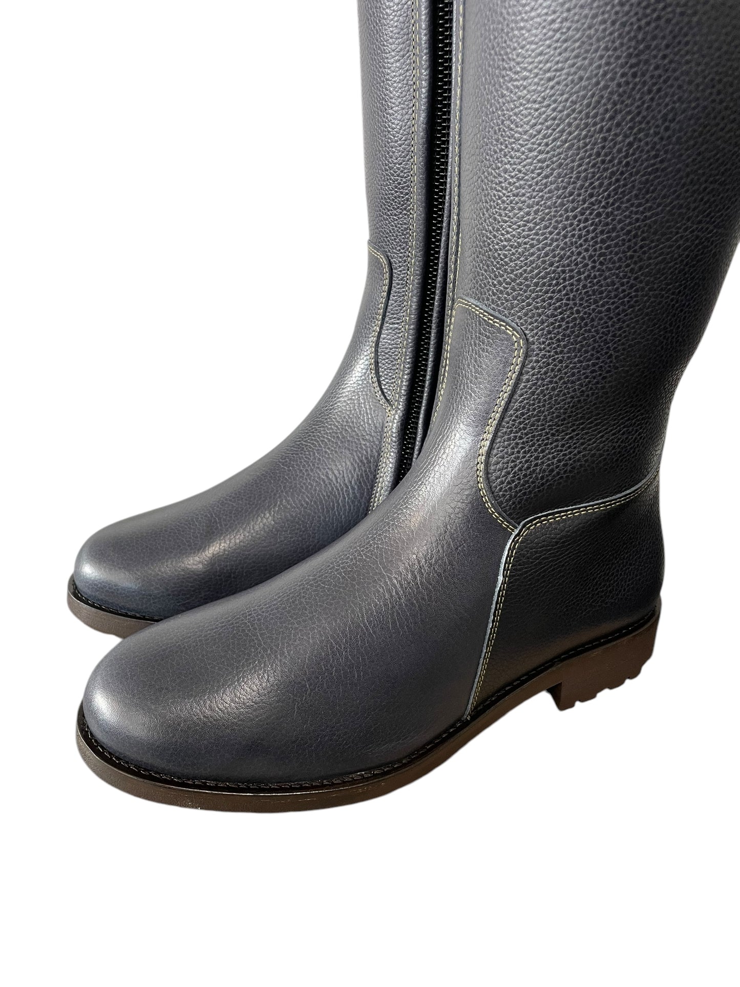 TDR's Patricia L (Kingsley Capri 02 with Amsterdam Sole)