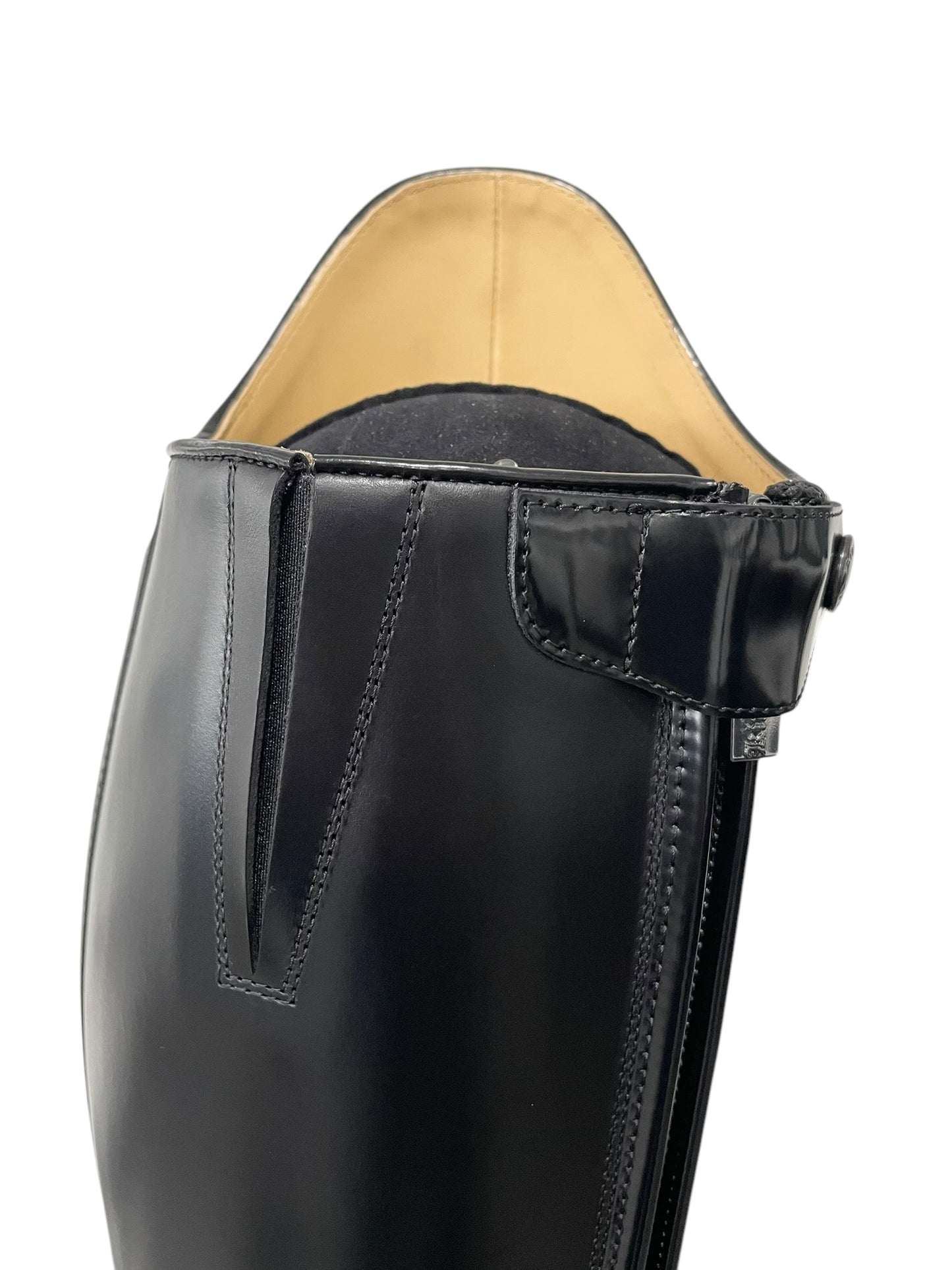 Kingsley Capri (41/MA/L)