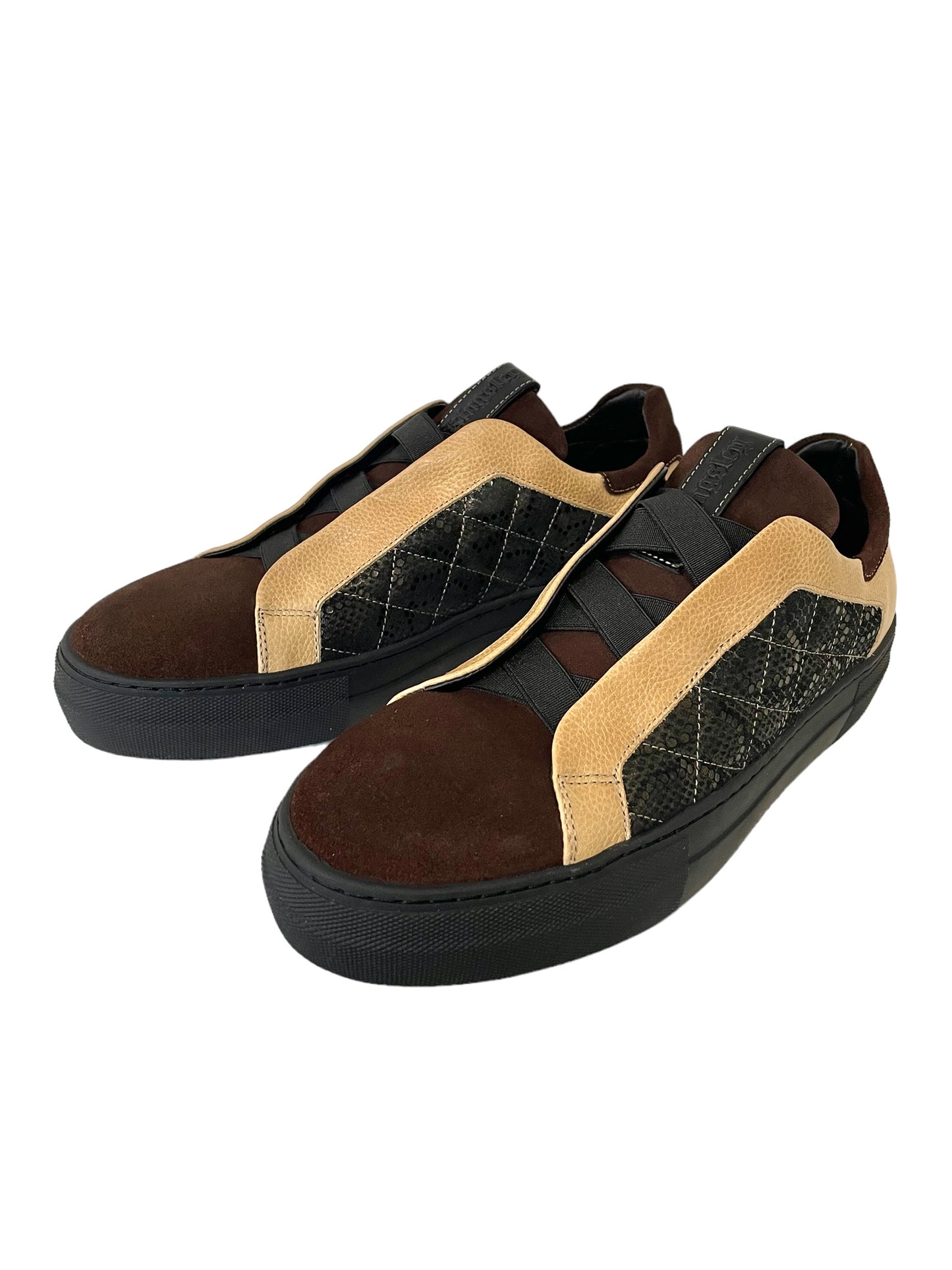 TDR's Jen T SNEAKER Edition (Kingsley Cross Sneaker)