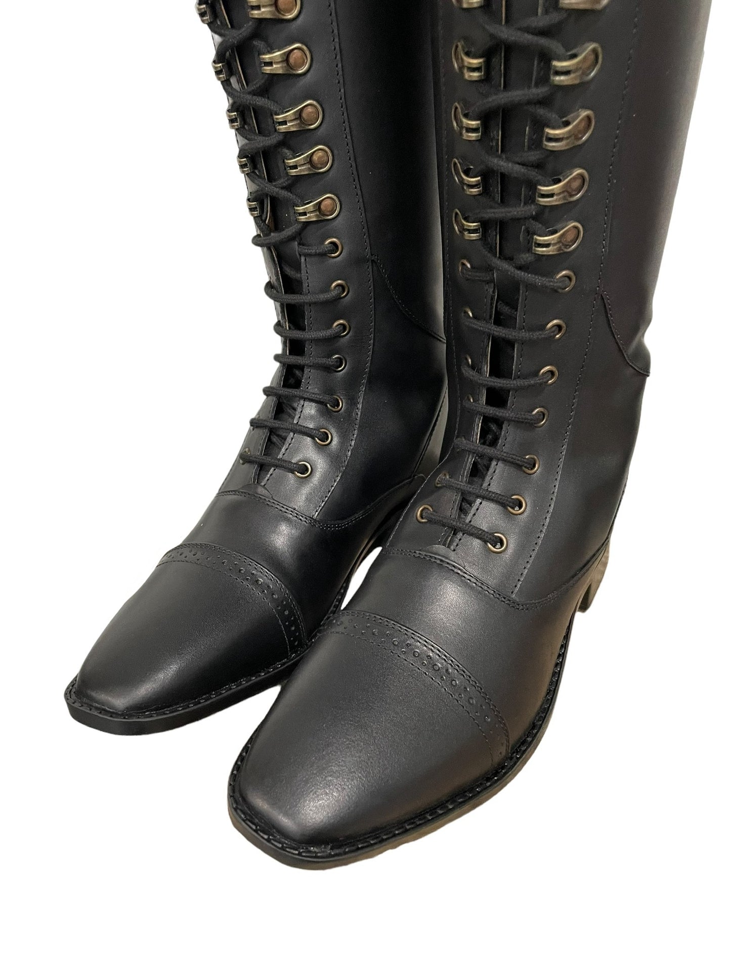 TDR's Samantha S 3.0 (WBC's Eborio)