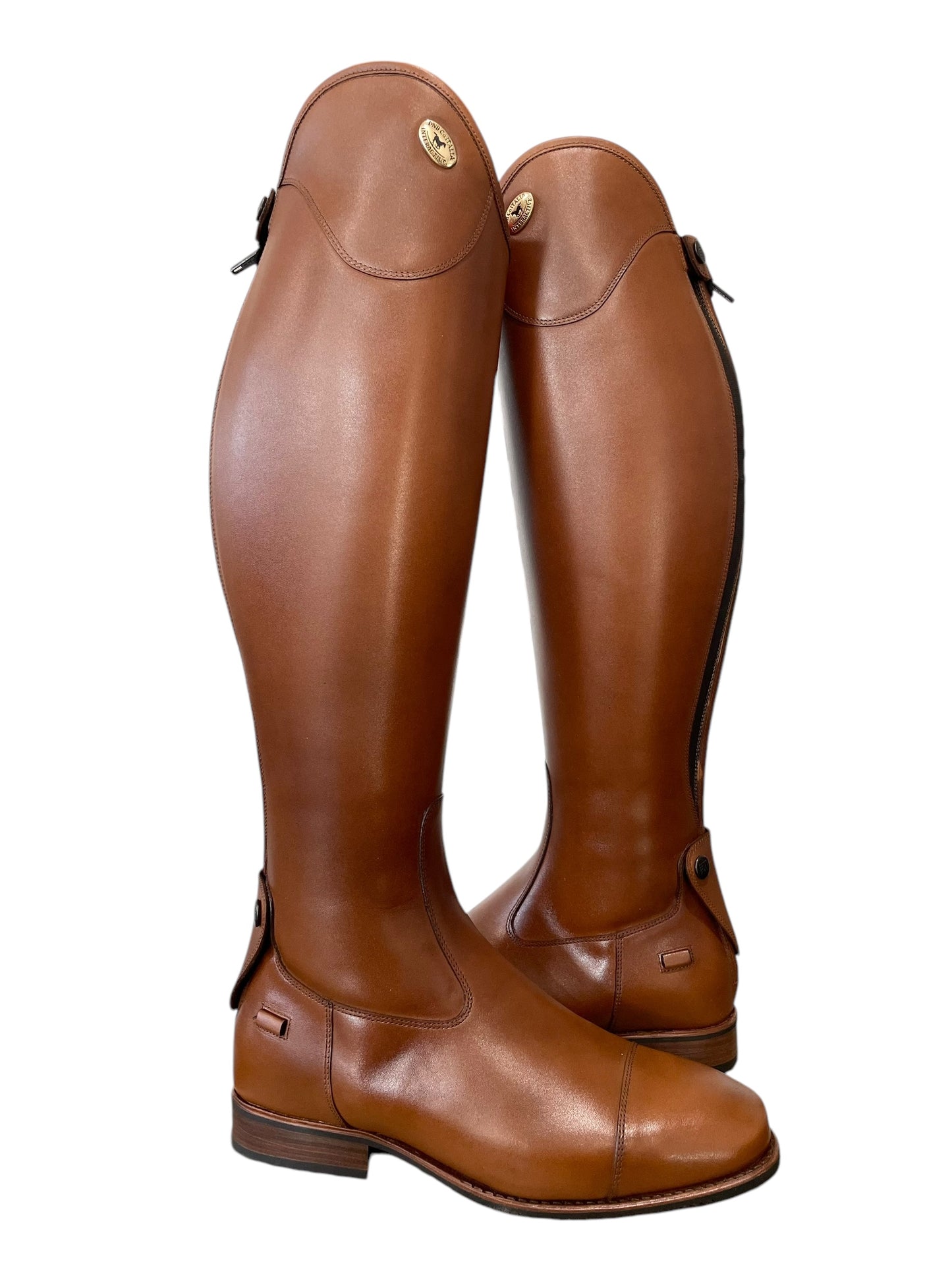 TDR's Megan S (DeNiro Salento 01)