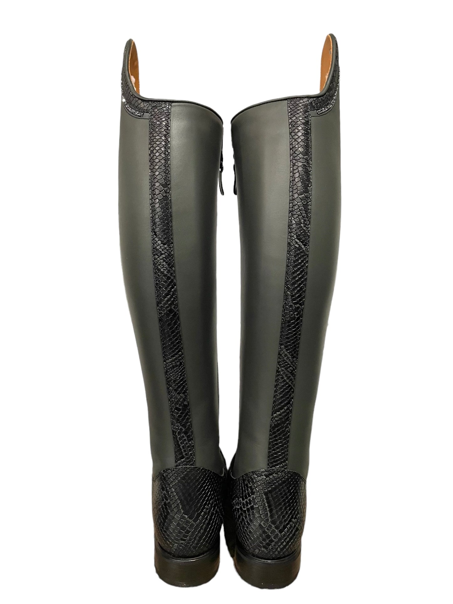 TDR's Robin S (DeNiro Tintoretto)