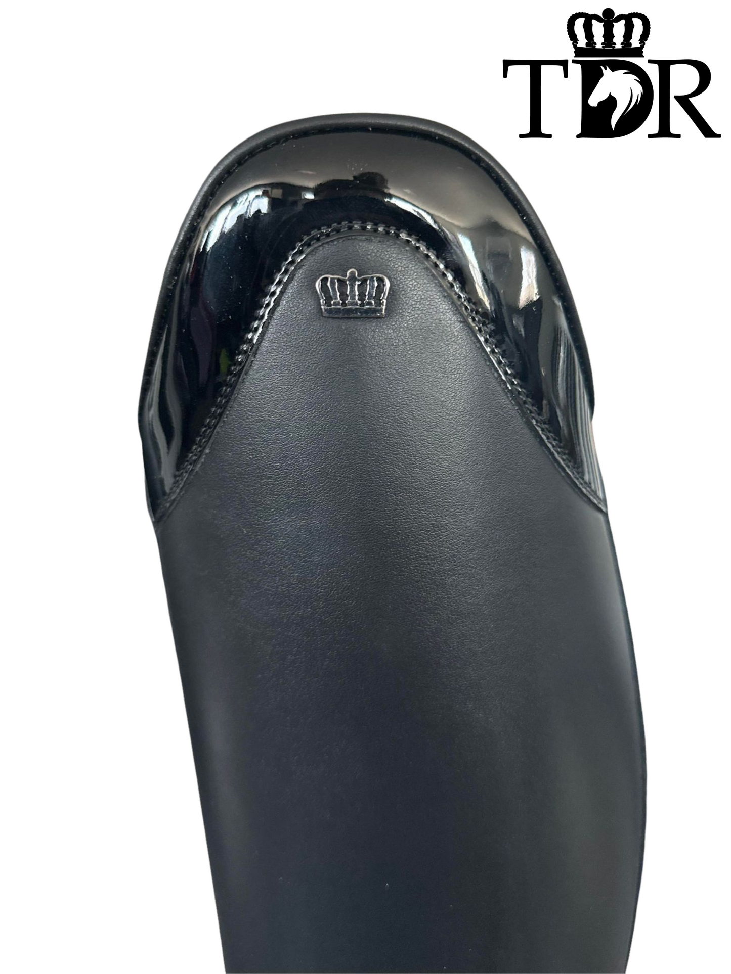 Kingsley Lexington 02 (Aspen Black and Roma Black)
