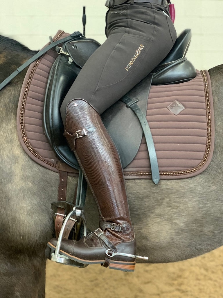 TDR's Alessandra (Kingsley London 02)