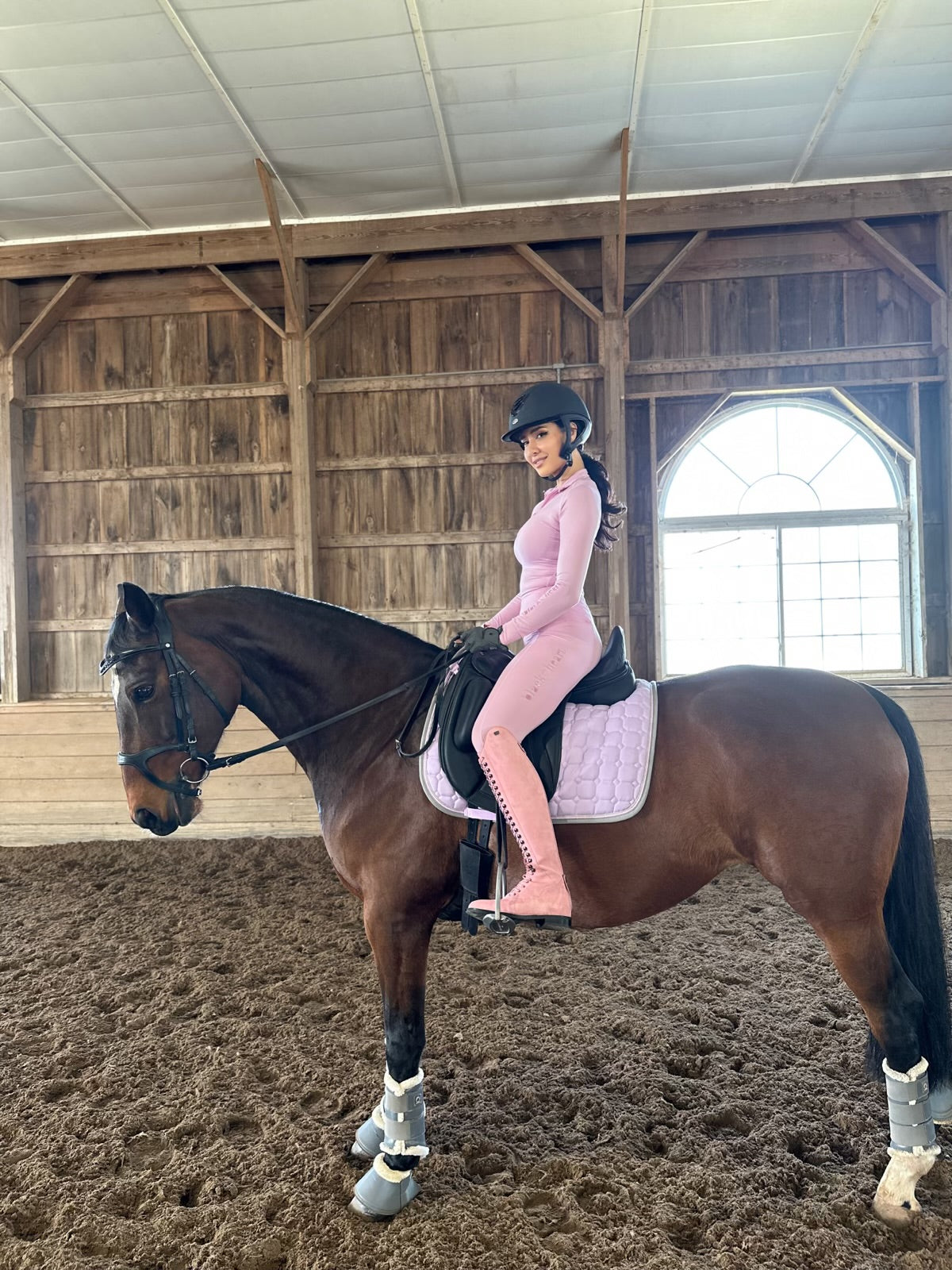 TDR's Milynn PINK Edition (Kingsley Orlando 01)