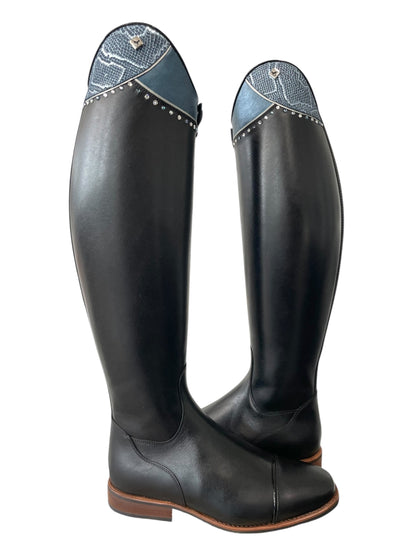 TDR's Christine M (DeNiro Bellini)