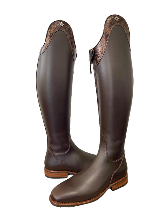 TDR's Gail K (DeNiro Bellini)