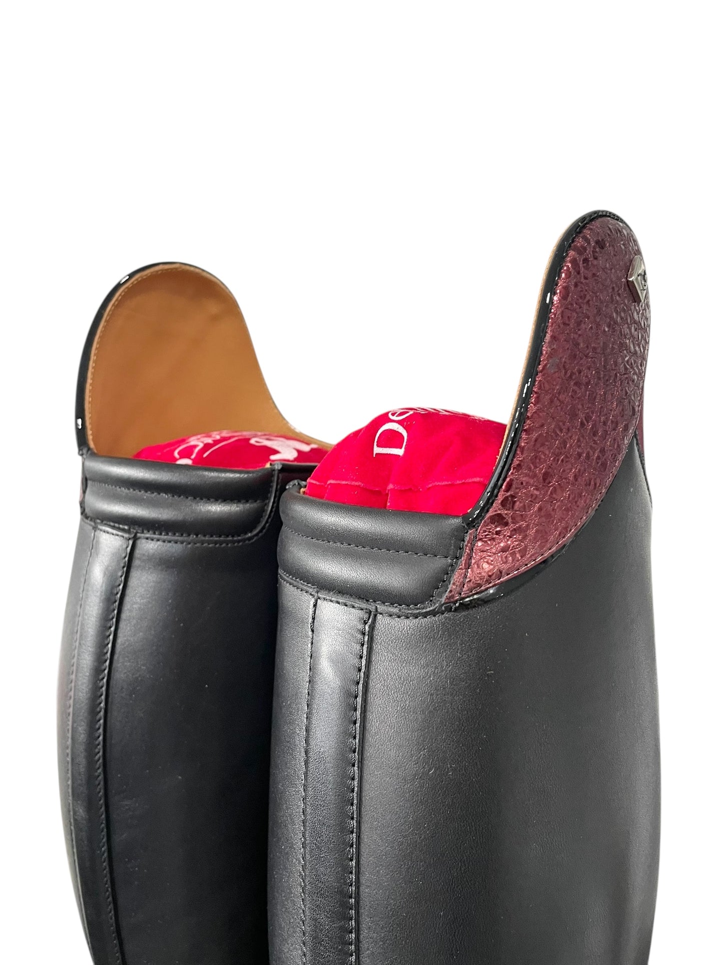 TDR's Jessica K (DeNiro Bellini)