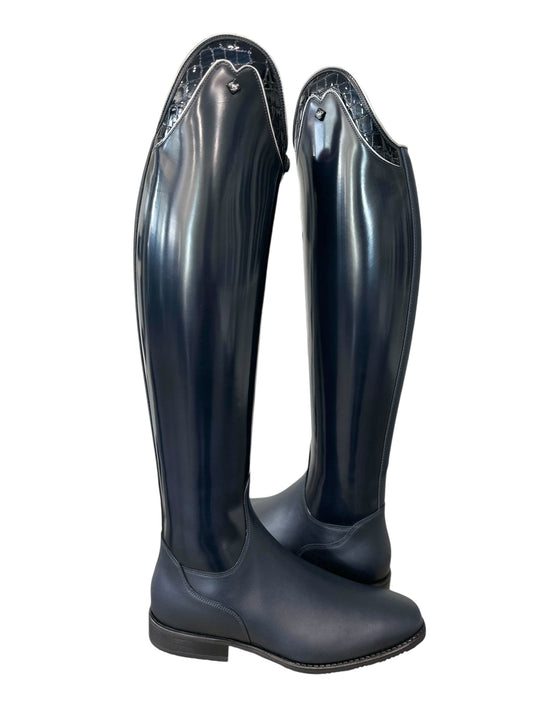 TDR's Linda R (DeNiro Bellini)