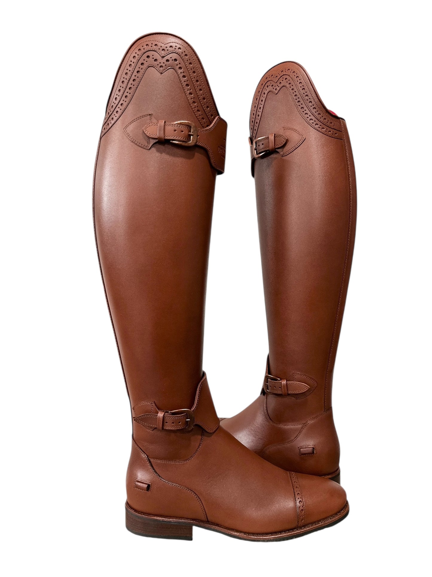 TDR's Lisa D 2.0 (DeNiro Bellini with Straps)