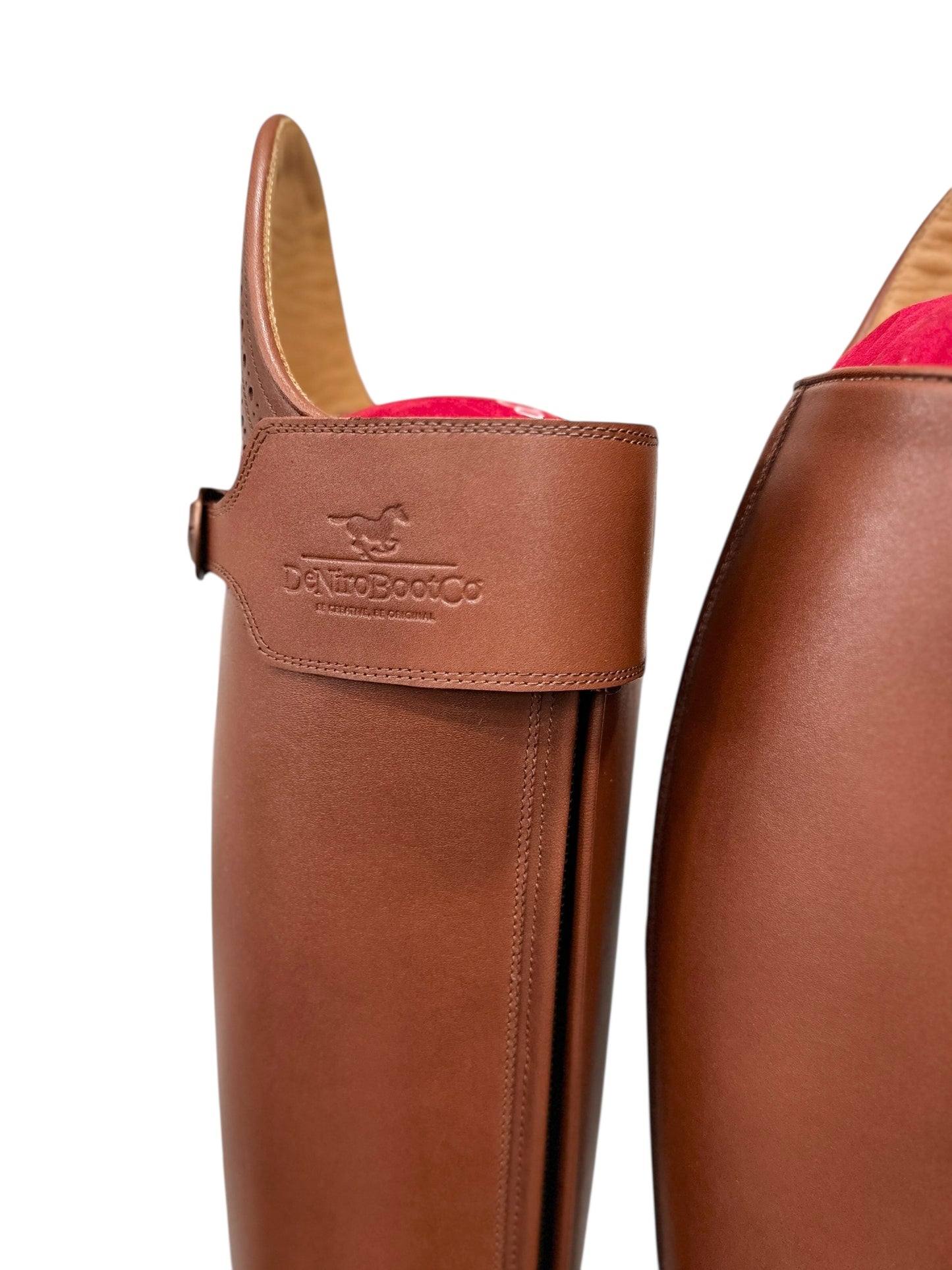 TDR's Lisa D 2.0 (DeNiro Bellini with Straps)