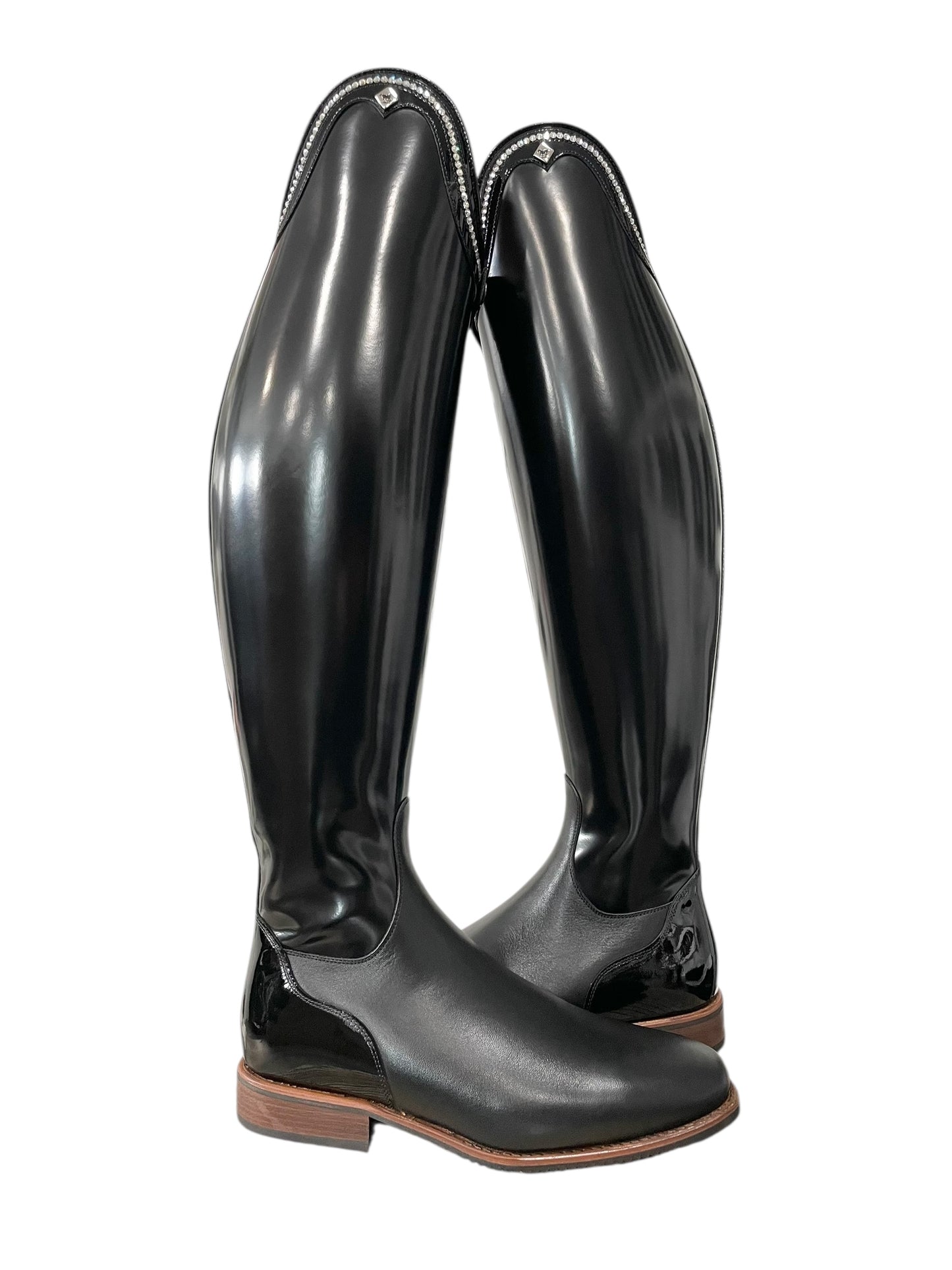 TDR's Lori W (DeNiro Bellini)