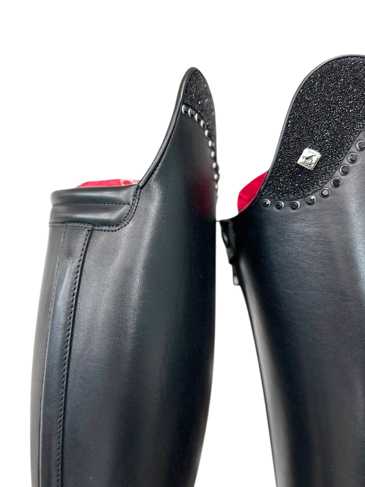 TDR's Maya D (DeNiro Bellini)