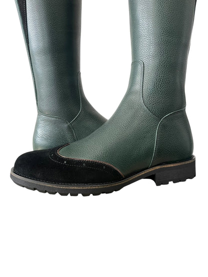 TDR's Azlan (Kingsley Capri)