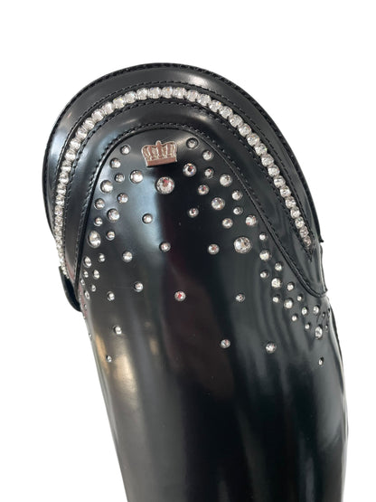 TDR's Liz B (Kingsley Capri)