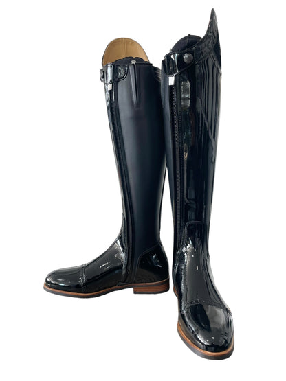 TDR's Marissa 15.0 (Kingsley Capri)