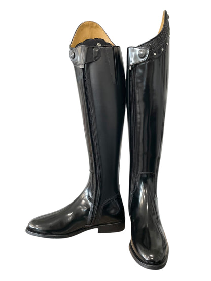 TDR's Traci (Kingsley Capri)