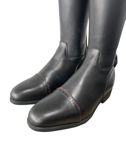 TDR's Megan Bus. (Celeris Diogo)