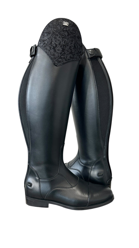 Kingsley Aspen (Foot 38.5/Height 43.5/Calf 38)