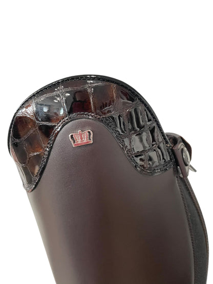 TDR's Annamaria K (Kingsley Maris)