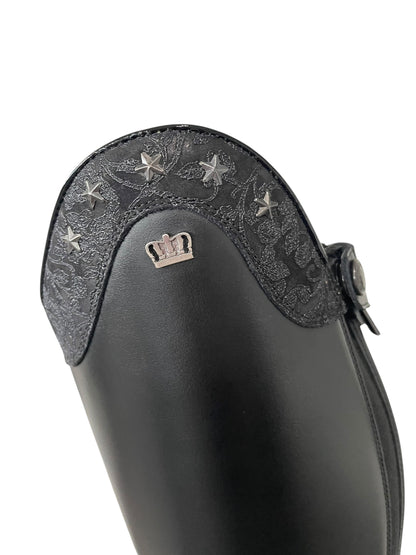 TDR's Laura V (Kingsley Maris)