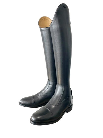 TDR's Lainey (Kingsley Montreal 03)