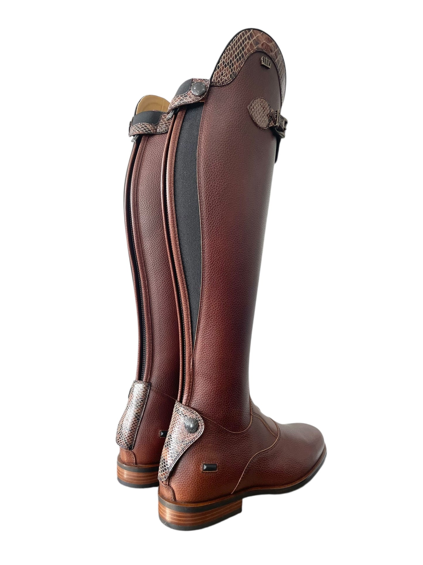 TDR's Hannah S 2.0 (Kingsley Olbia 01 with London Strap)