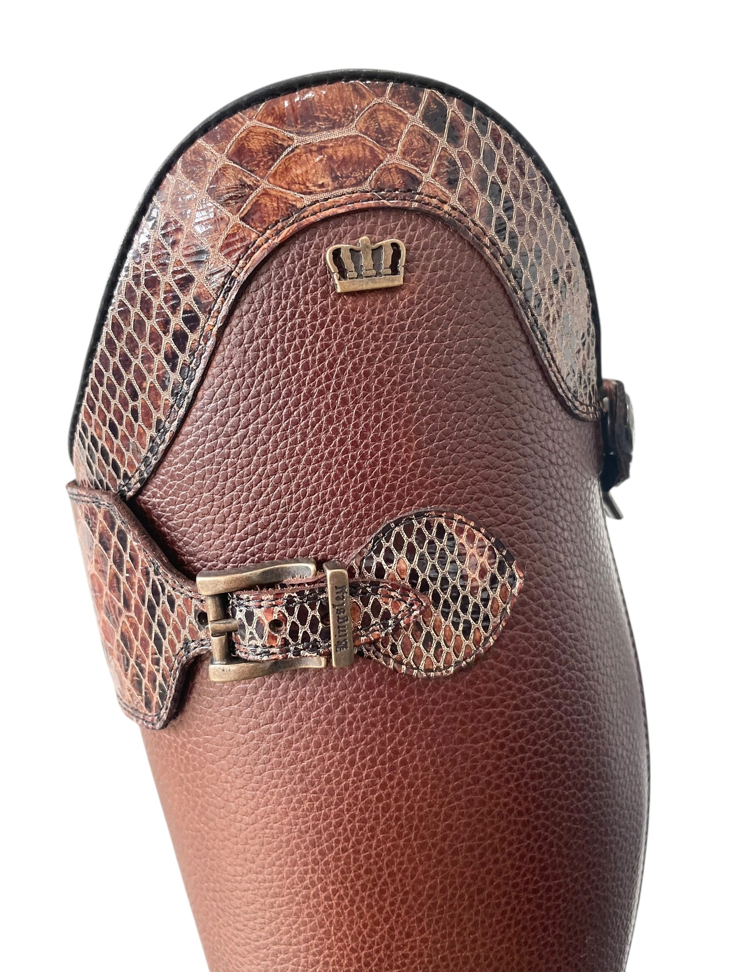 TDR's Hannah S 2.0 (Kingsley Olbia 01 with London Strap)