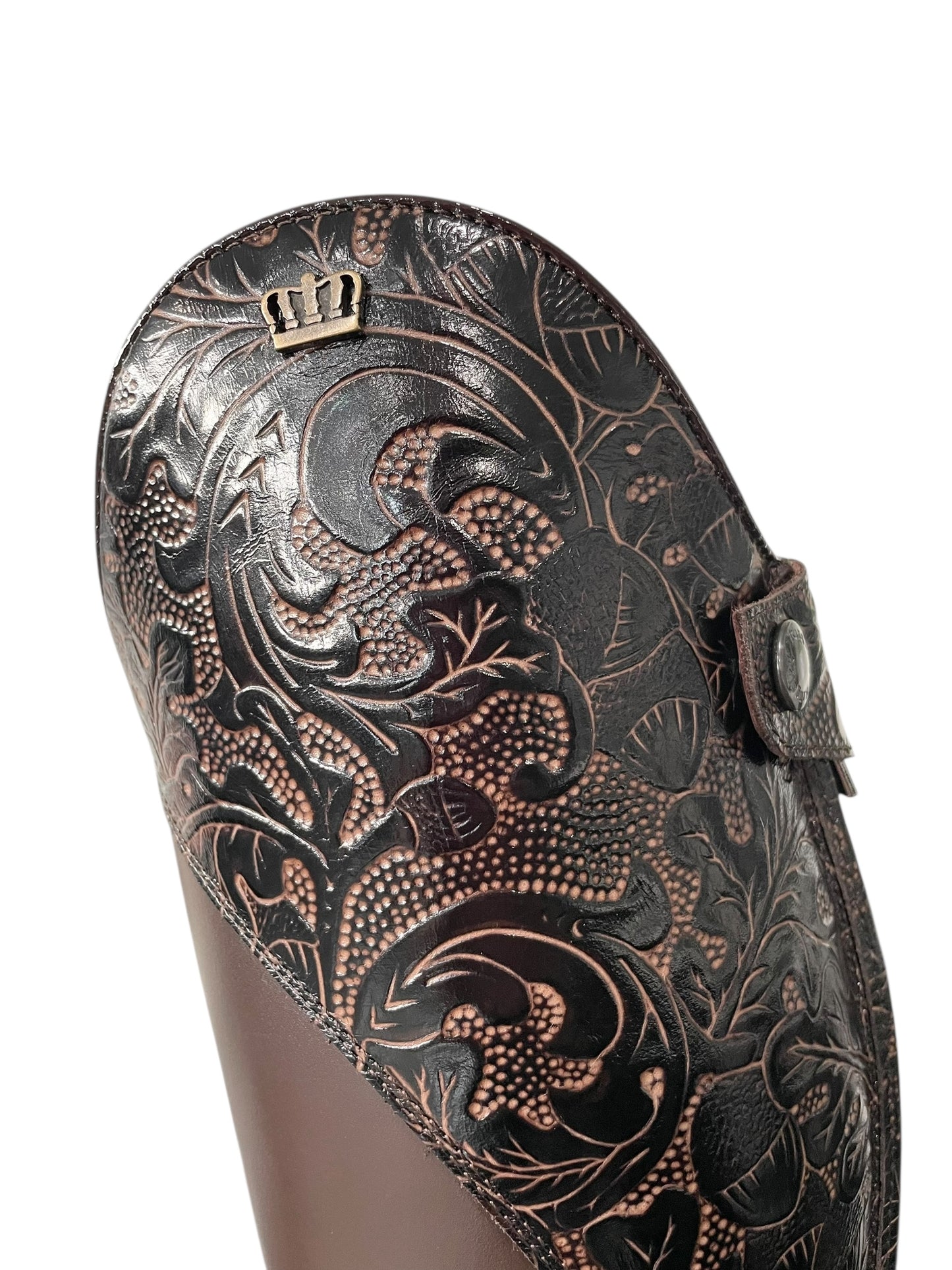 TDR's Laurie W 2.0 (Kingsley Olbia 01)