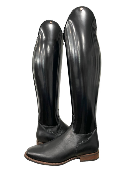 TDR's Charlie (DeNiro Raffaello)