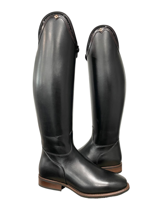 TDR's Elizabeth D (DeNiro Raffaello)