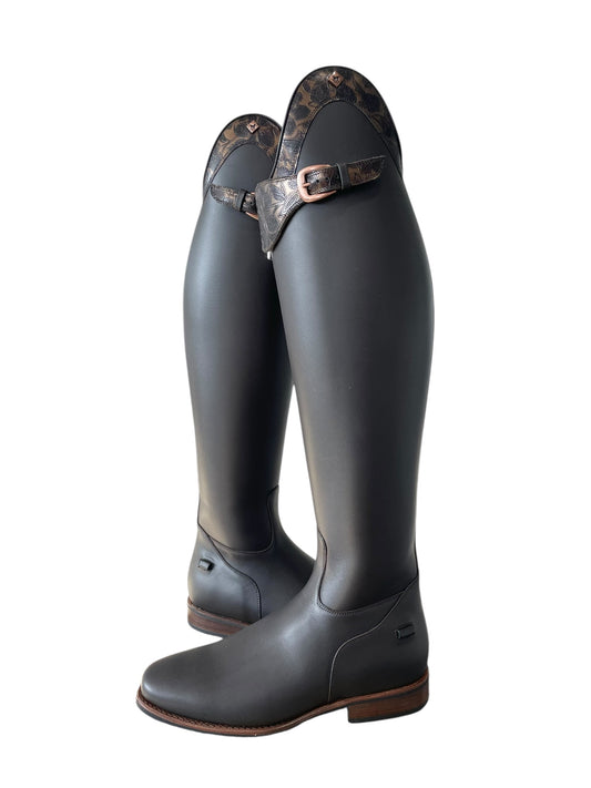 TDR's KC (DeNiro Raffaello with Vasari Strap)