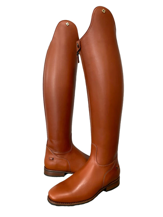 TDR's Taryn (DeNiro Raffaello)