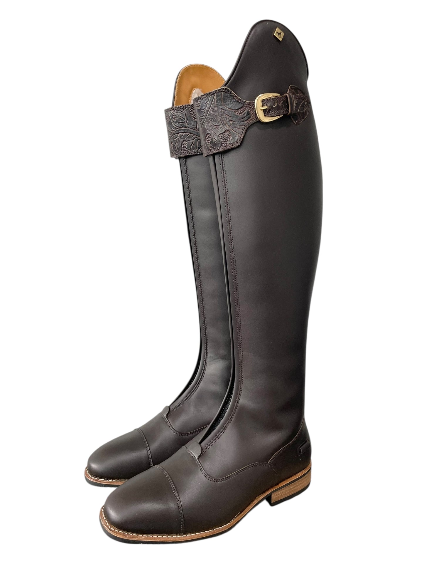 TDR's Kacey B (DeNiro S5601/D)