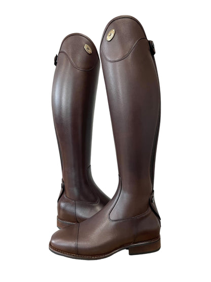 TDR's Meaghan D 7.0 (DeNiro Salento 01)