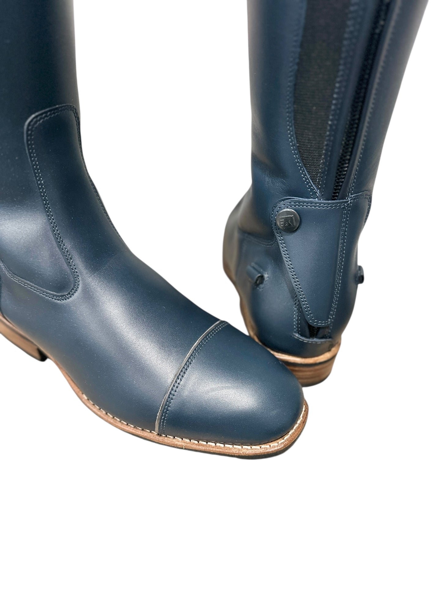 TDR's Peyton P 2.0 (DeNiro Salento DRESS)