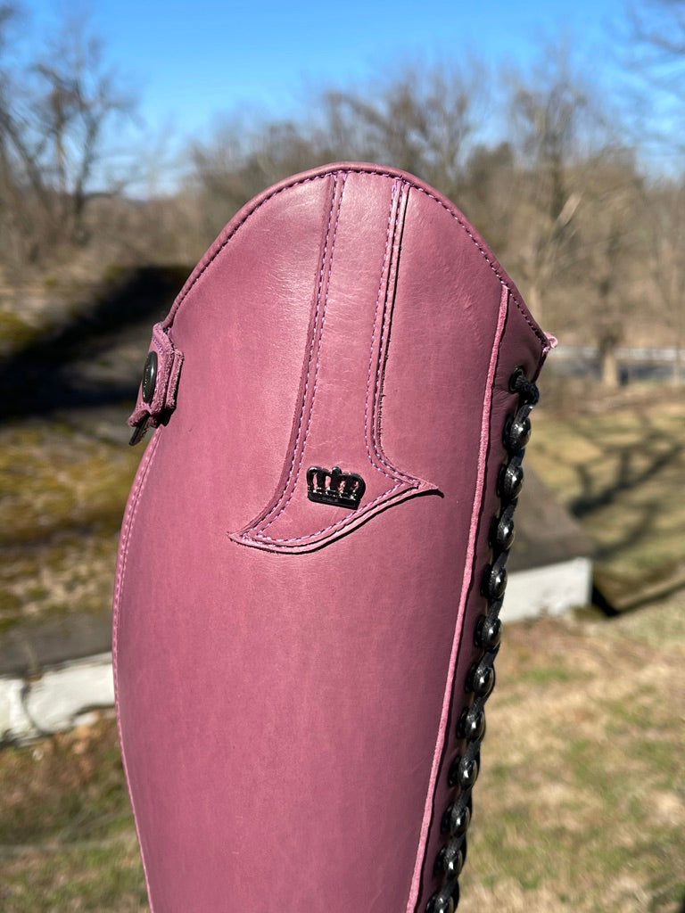 Pink hot sale riding boots